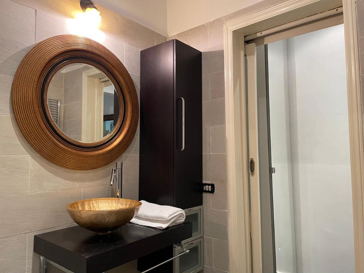 Elegant Apt-typical Palazzina Pz Alessandria Apartment Rome